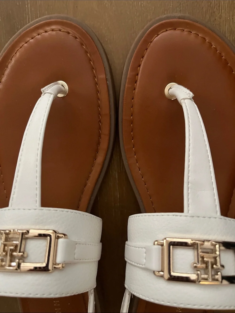 Tommy Hilfiger White Leather T-Strap Sandals with Gold Hardware